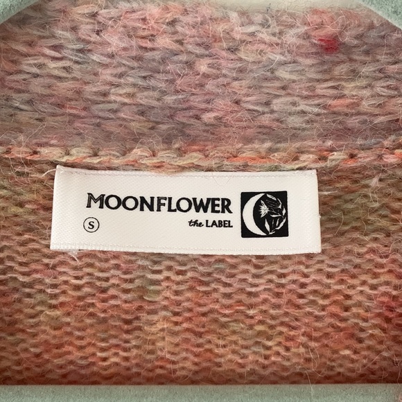 Moonflower Colorful Sweater - Picture 2 of 4